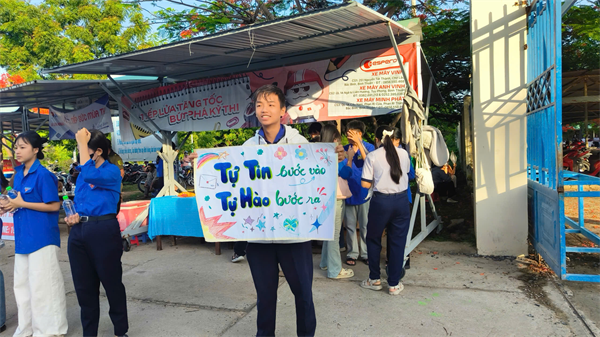 Hình ảnh tại trường7