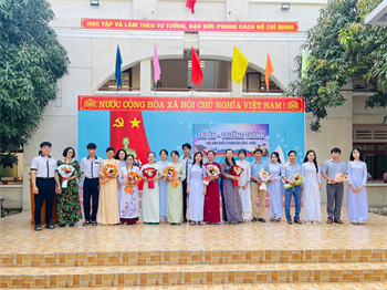 HƠN 1.300 THÍ SINH HUYỆN TUY PHONG ĐÃ CHÍNH THỨC BƯỚC VÀO KỲ THI THPT QUỐC GIA NĂM 2023