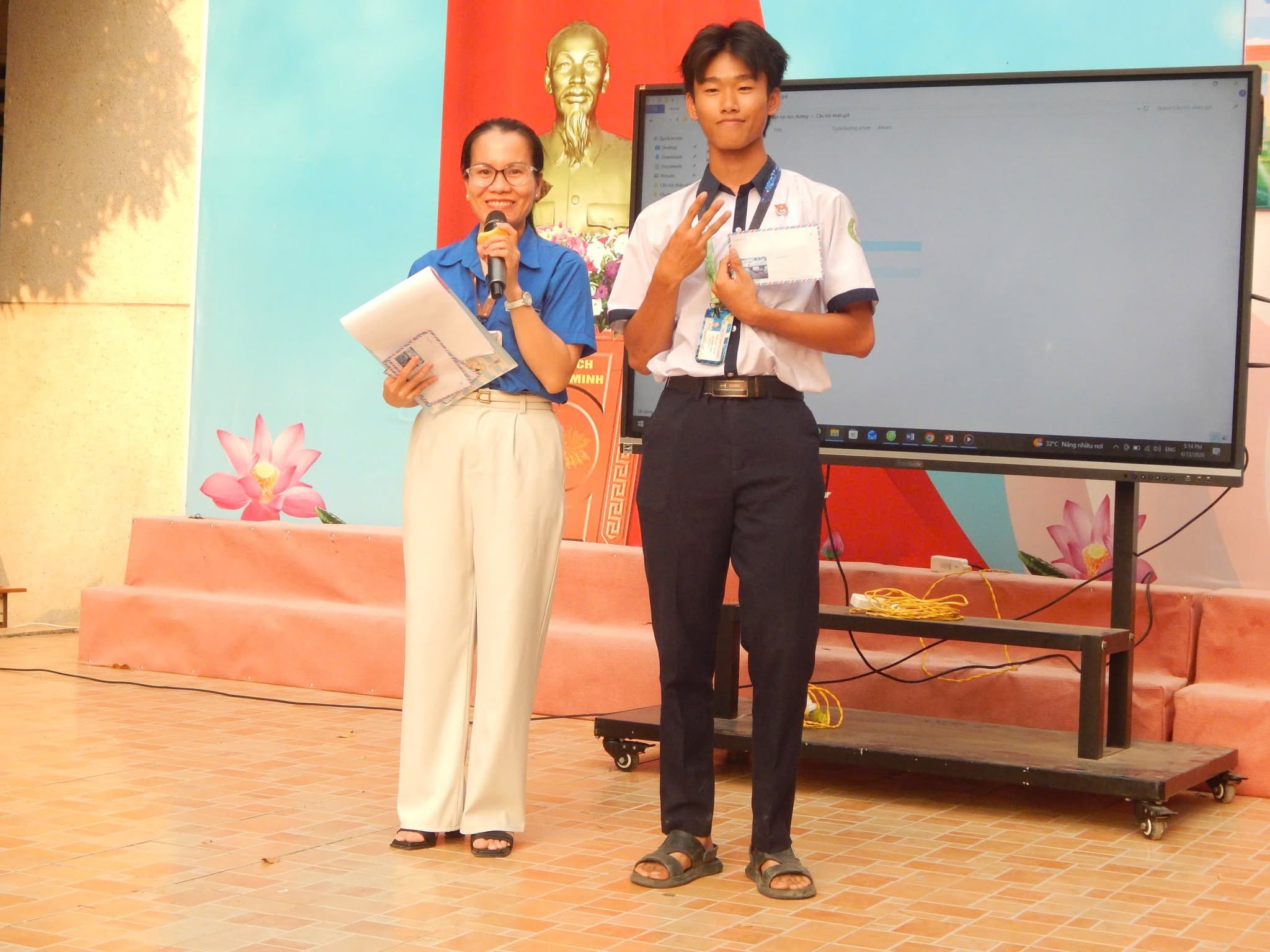 ngoai khoa phong chong bao luc hoc duong THPT Tuy Phong 03