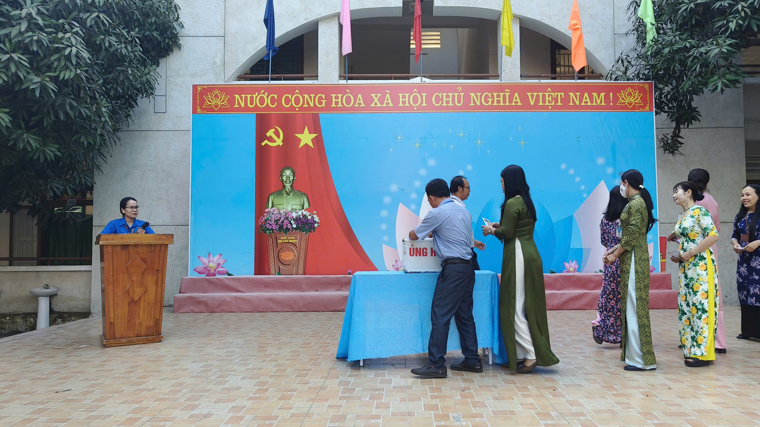 Phong trào “Trường giúp trường” – Lan tỏa tinh thần sẻ chia trong giáo dục