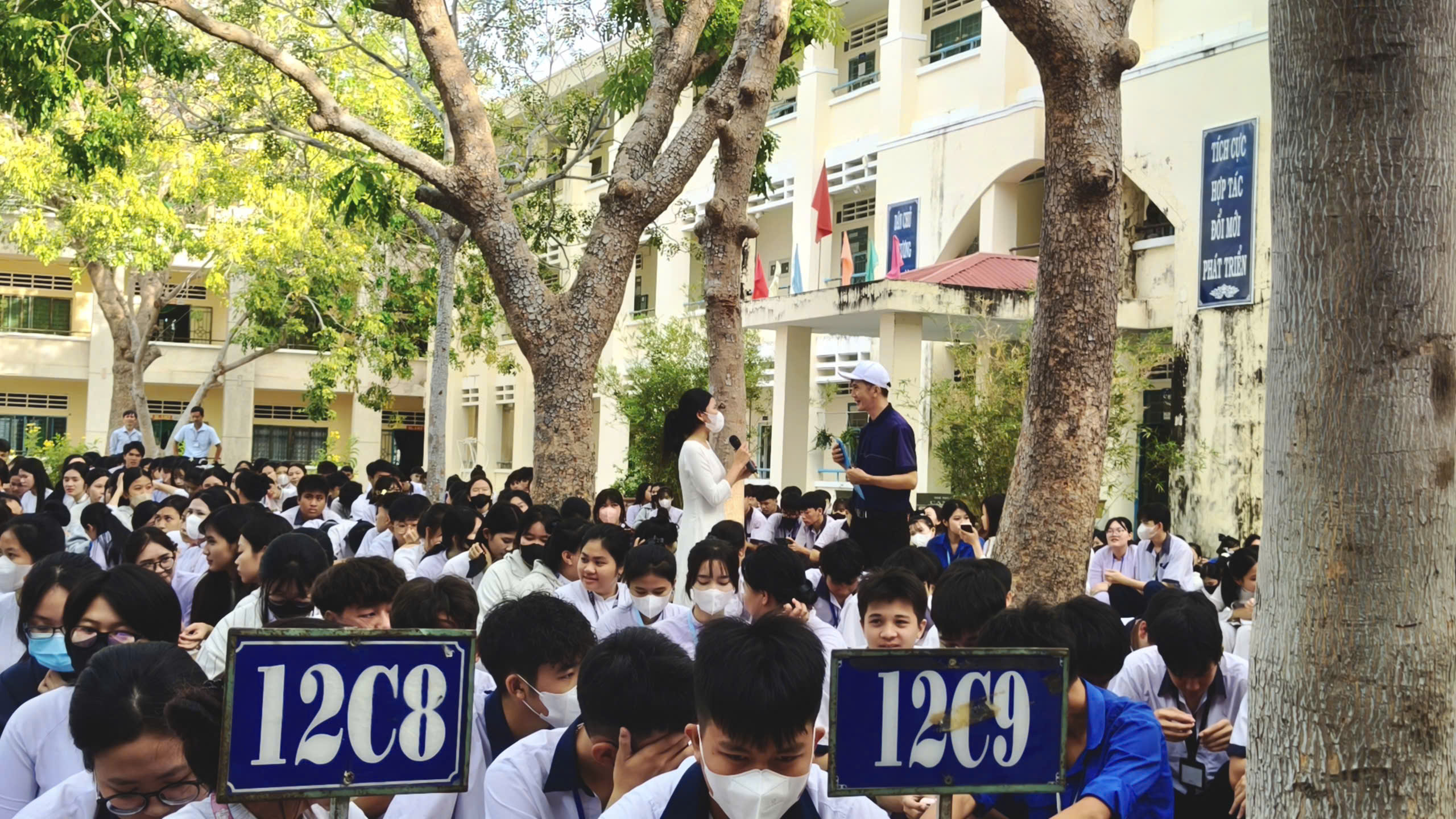 phu xanh truong hoc THPT Tuy Phong 03